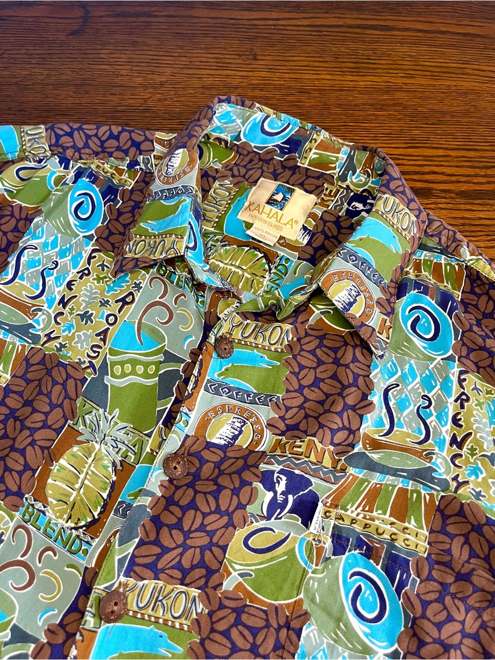 Kahala Button Up Shirt Mens Size XL Multicolor Coffee All Over Print Made Hawaii